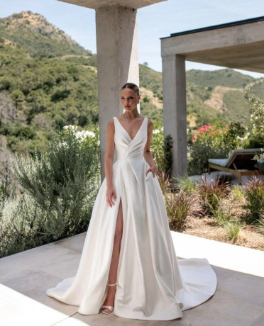 luxusne-svadobne-saty-sofia-cruz-model-positano-s-razpork-big-1