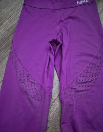 nike-damske-leginy-big-3