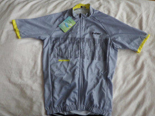 cyklisticky-dres-northwave-s-kratkym-rukavom