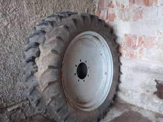 kolesa-na-zetor-25