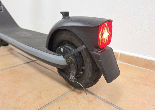 segway-ninebot-kickscooter-e2-plus-e-ii-big-3