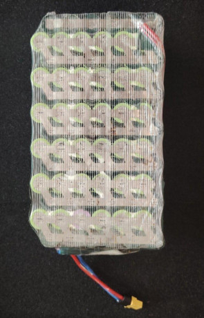 bateria-na-elektro-kolobezku-big-0