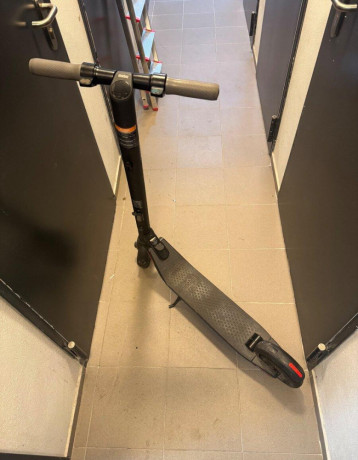 elektricka-kolobezka-segway-ninebot-big-2