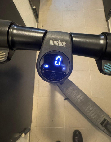 elektricka-kolobezka-segway-ninebot-big-3