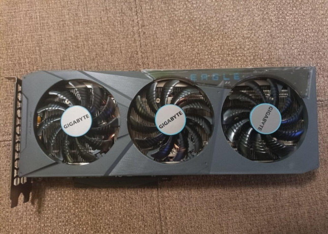 gigabyte-eagle-radeon-rx-6750-gre-10gb-big-0