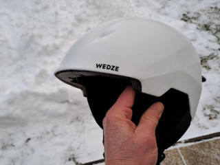 detska-prilba-znacky-wedze-piste-500-s-okuliarmi
