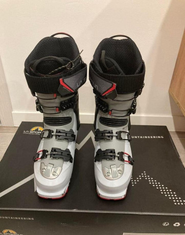 la-sportiva-vega-big-0