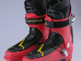 skialp-lyziarky-lasportiva-sideral