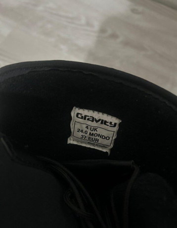 snowboard-topanky-gravity-big-4