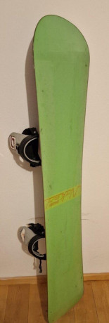 predam-snowboard-naked-155cm-plus-viazanie-big-2