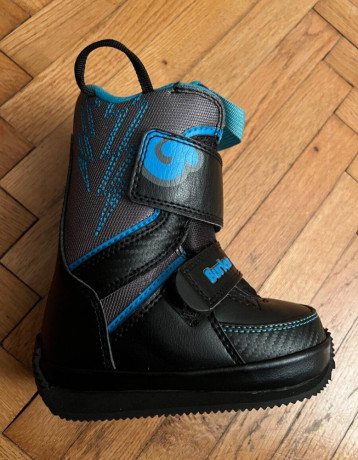 burton-grom-youth-v26-big-1