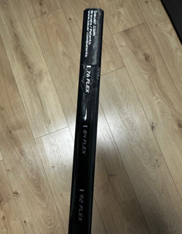 bauer-twitch-sr-p28-70flex-big-4