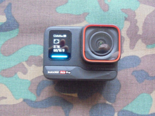 insta360-ace-pro