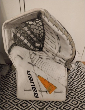 brankarska-vystroj-bauer-supreme-3s-big-4