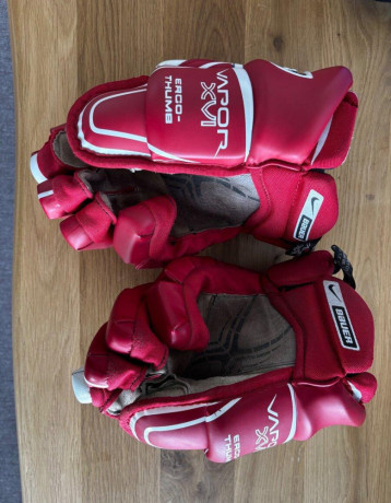 hokejove-rukavice-nike-bauer-vapor-xvi-vel-13-33-cm-big-1
