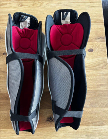 hokejove-chranice-holeni-nike-bauer-vapor-xvi-velkost-14-big-1