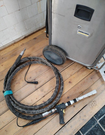tryskanie-suchym-ladom-karcher-ib-740-big-4