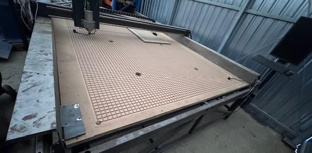 predaj-velkoformatova-cnc-freza-4000x2000-mm-big-0
