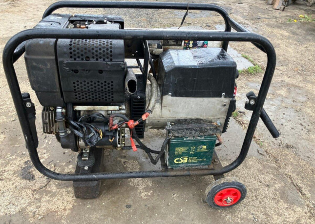 predam-elektrocentrala-220380-v-diesel-hatz-so-zvarackou-big-1
