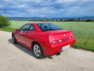 alfa-romeo-gtv-916