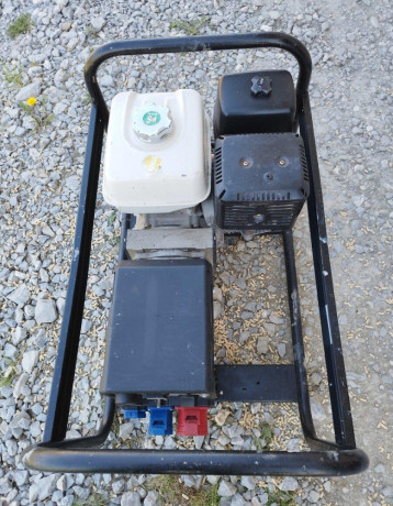 honda-elektrocentrala-plus-zvaracka-2v1-top-stav-big-0