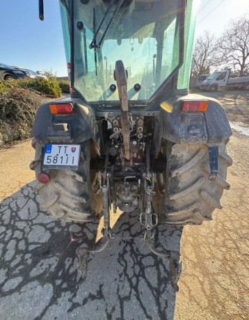 traktor-deutz-fahr-agrocompact-f-90-big-3
