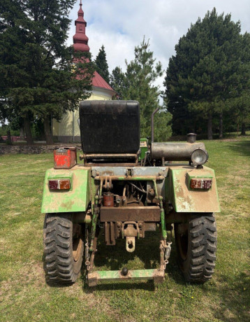 predam-malotraktor-domacej-vyroby-s-bohatym-prislusenstvom-big-3