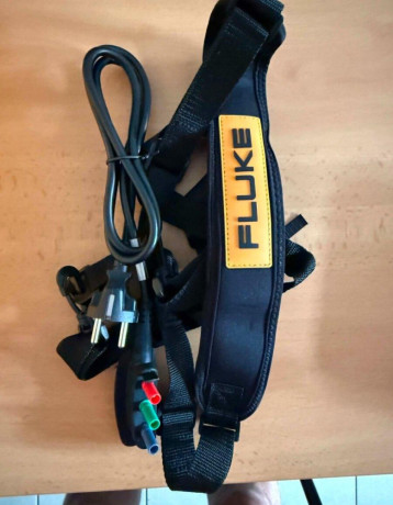 tester-elektrickych-instalacii-fluke-1663-eu-big-3