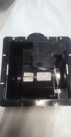 stropny-odsavaci-ventilator-xpelair-big-4