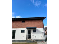 pristresok-nad-dvere-moderny-s-lemombez-podpery-small-3