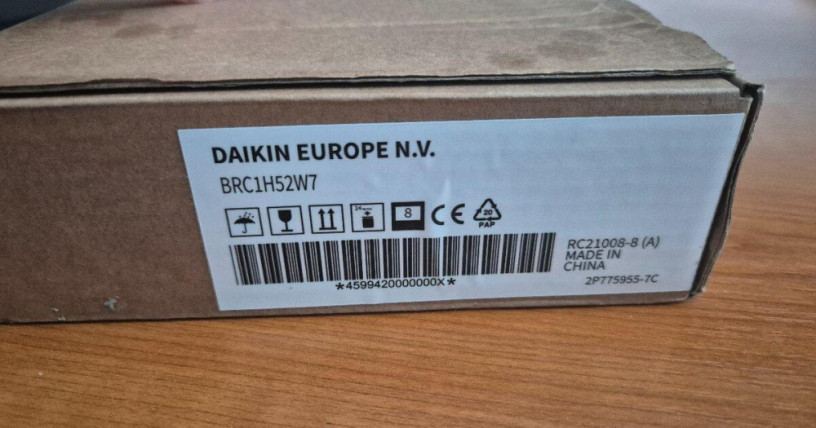 ovladac-daikin-madoka-big-4