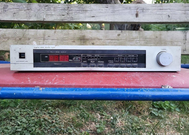radio-zo-zosilovacom-tesla-big-0