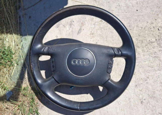 audi-a4-b6-volant-big-0