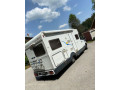 prenajom-autokaravanu-plne-vybaveny-kempovaci-autokaravan-small-3