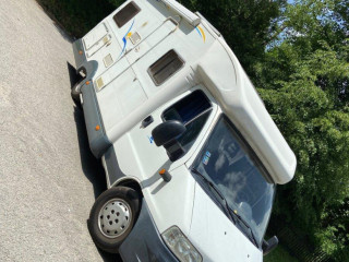 prenajom-autokaravanu-plne-vybaveny-kempovaci-autokaravan