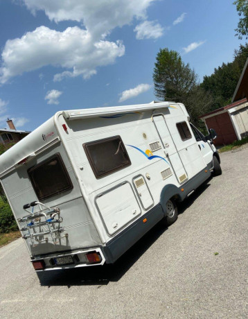 prenajom-autokaravanu-plne-vybaveny-kempovaci-autokaravan-big-3