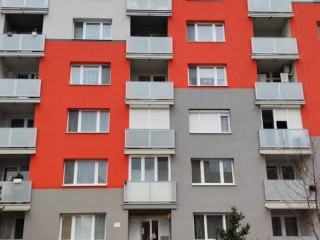 na-predaj-trojizbovy-byt-sturovo