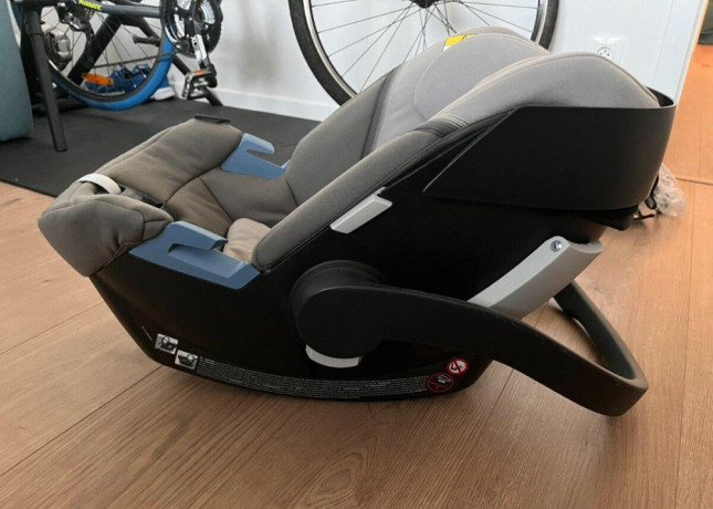 autosedacka-cybex-aton-5-big-0