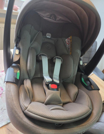 predam-vajicko-maxi-cosi-pebble-360-pro2-isofix-big-2