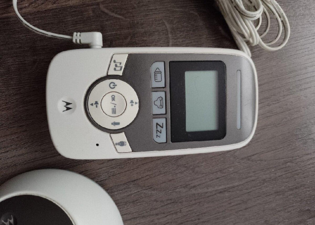 baby-pestunku-monitor-motorola-big-1
