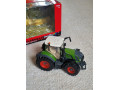 britains-traktor-fendt-828-vario-132-small-1
