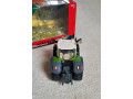 britains-traktor-fendt-828-vario-132-small-3