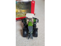 britains-traktor-fendt-828-vario-132-small-2