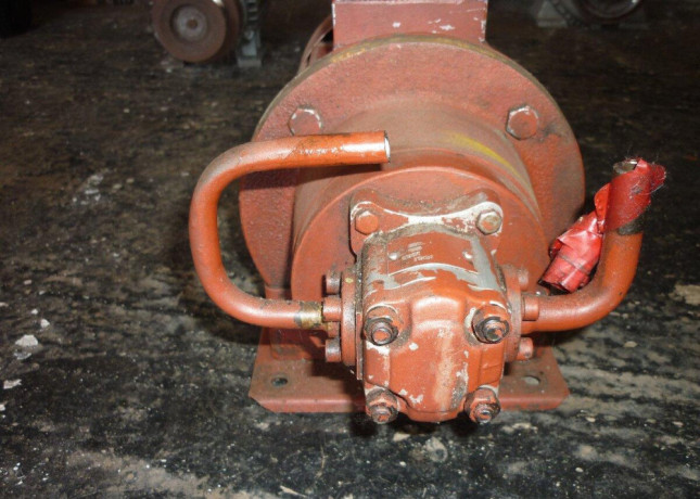 hydraulicke-cerpadlo-s-elektromotorom-big-3