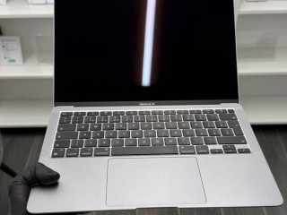 zaruka-2-roky-apple-macbook-air-m1-2020-8gb-256gb