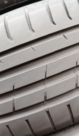 20550-r17-93y-letne-pneumatiky-nokian-big-1