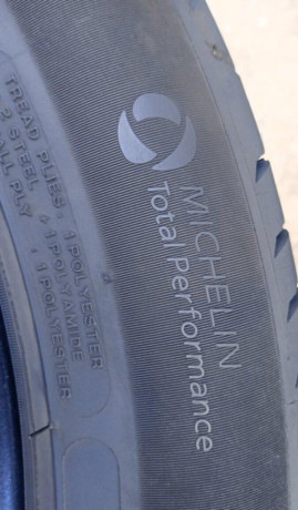 20555-r17-91v-letne-pneumatiky-michelin-big-2
