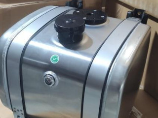 hydraulicke-nadrze-bocni-pro-hydraulicky-olej