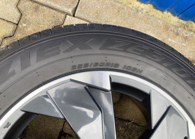 originalne-nissan-x-trail-r18-letne-pneu-falken-23560-r18-big-4