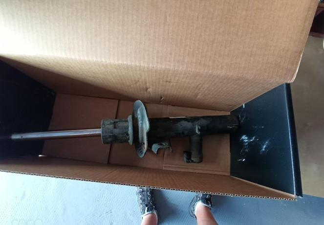 adaptivne-tlmice-2ks-vw-tiguan-rok-2013-big-1